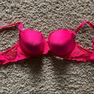 Victoria’s Secret Dream Angels lined Demi bra 36D